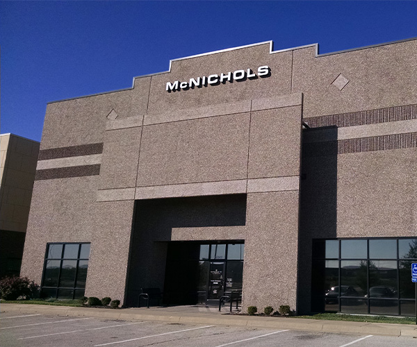 A photo of the front entrance of the McNICHOLS Metals Service Center Location in Kansas City.
