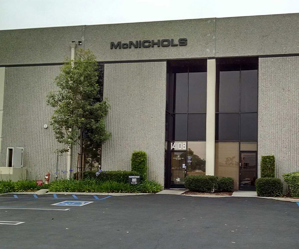 A photo of the front entrance of the McNICHOLS Metals Service Center Location in Los Angeles.