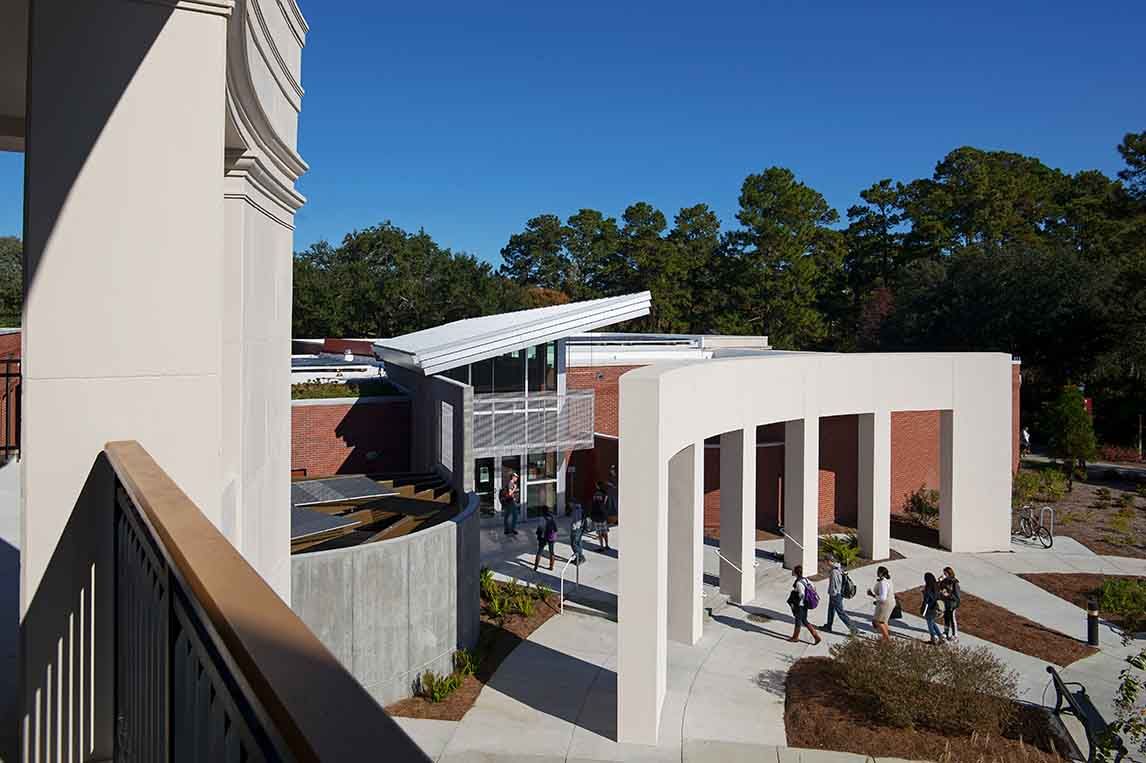 Aluminum Bar Grating used as a sunshade at the Learning Commons on Armstrong Campus within Georgia Southern University.