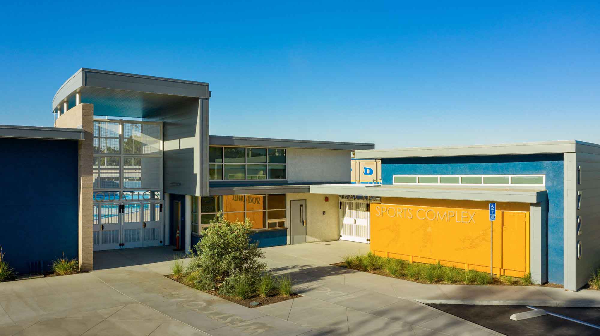 A picture of the entrance to Edgewood High's Sports Complex.