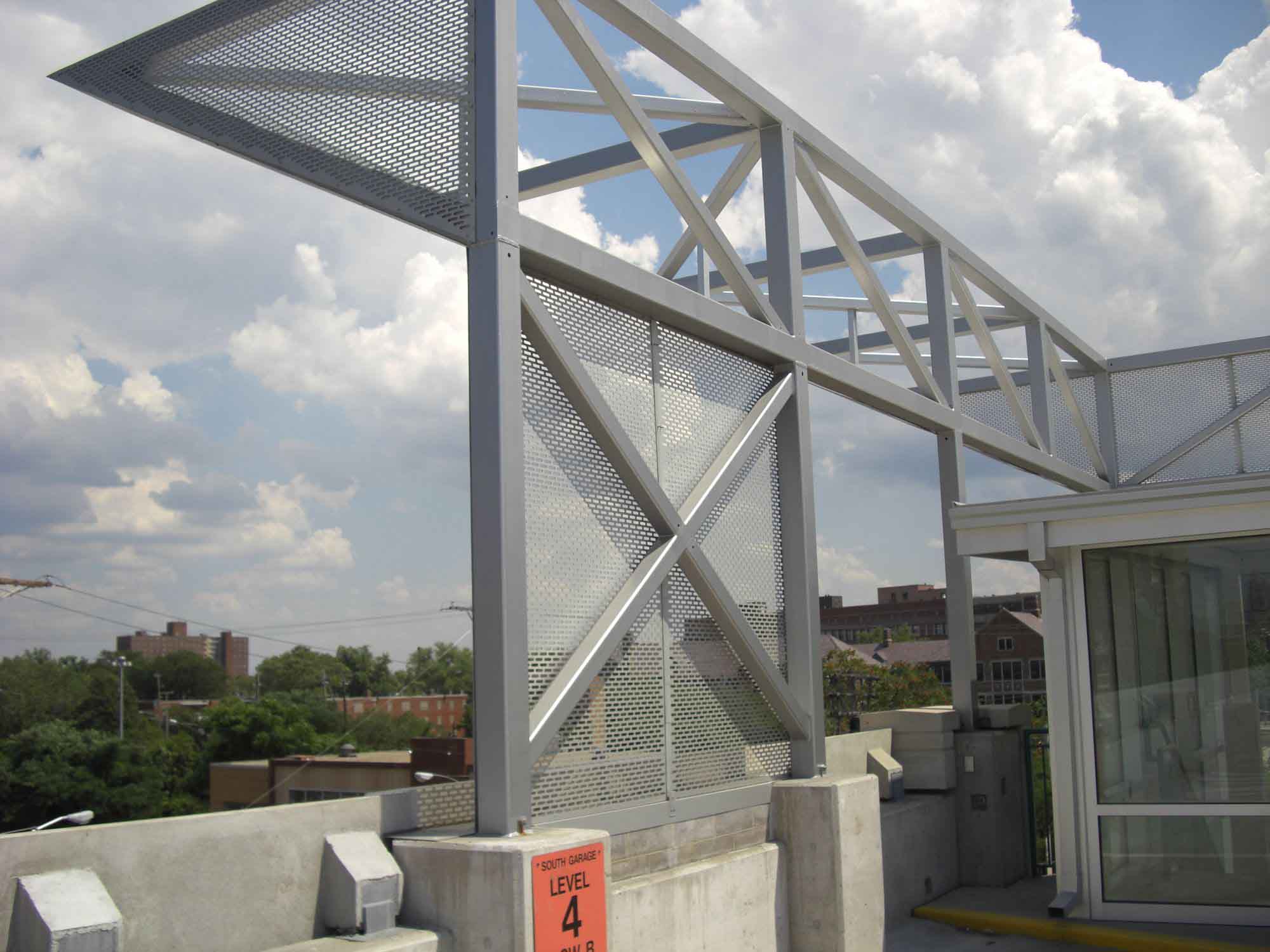 Slotted Perforated infill panels positioned on the roof as a sunshade.